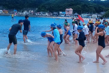 写真:海水浴1