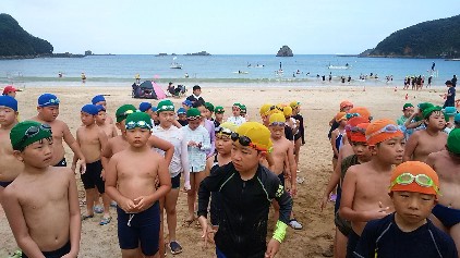 写真:午後の海水浴3