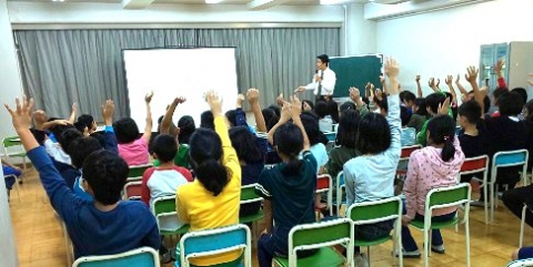 写真:携帯電話マナー講座の様子