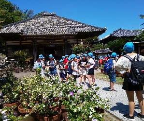 写真:了仙寺見学