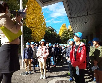 写真:科学技術館見学1