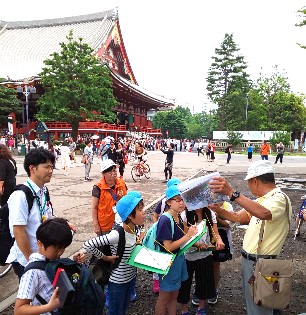 写真:浅草寺見学2