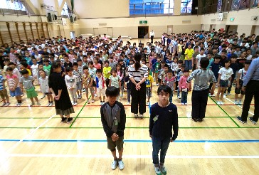 写真:6月24日の朝会の様子