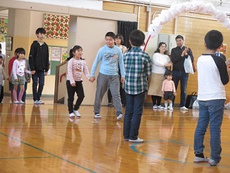 写真:1年生を迎える会1