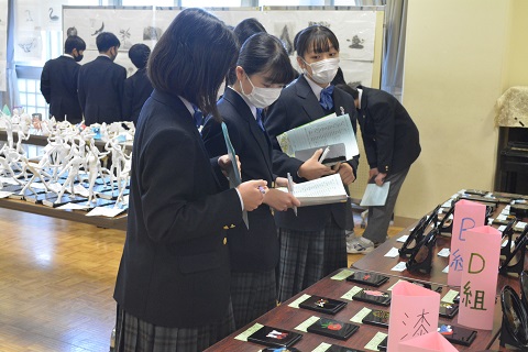 写真:1年　輝汐祭見学3