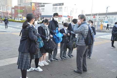 写真:南千住駅でのチェック3