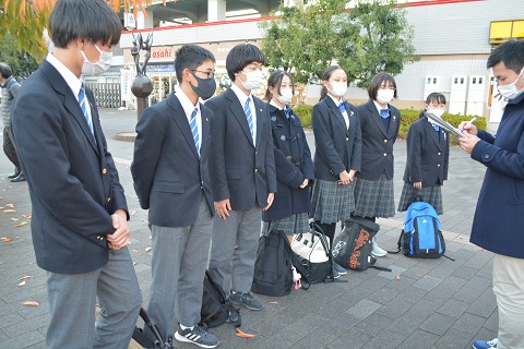 写真:南千住駅でチェック5