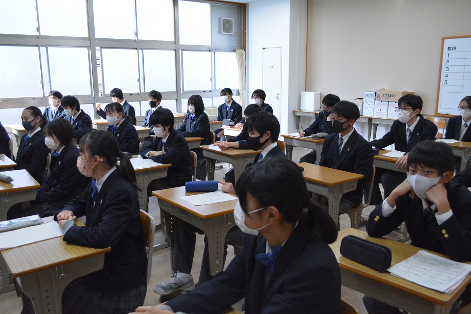 写真:2年　鎌倉校外学習(係会議)3