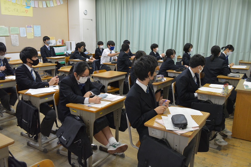 写真:2年　鎌倉校外学習(係会議)4