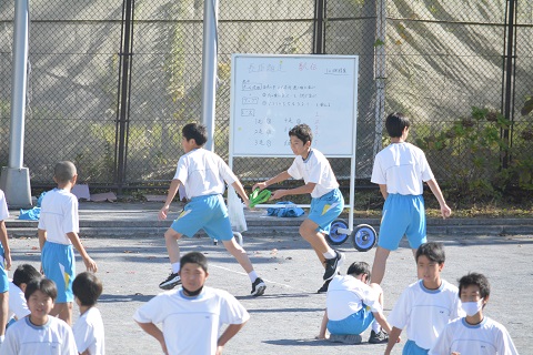 写真:1年男子駅伝3