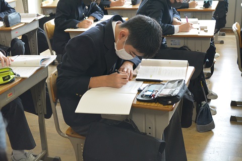 写真:2年生　数学5