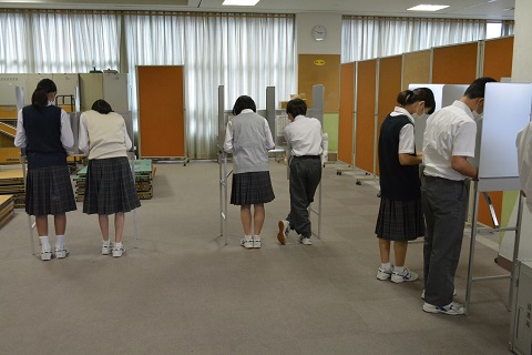 写真:生徒会役員選挙12
