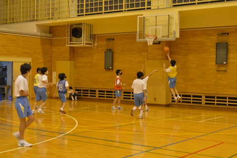 写真:男子バスケットボール4