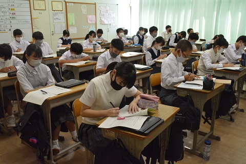 写真:各学年の総合的な学習の時間1年生2