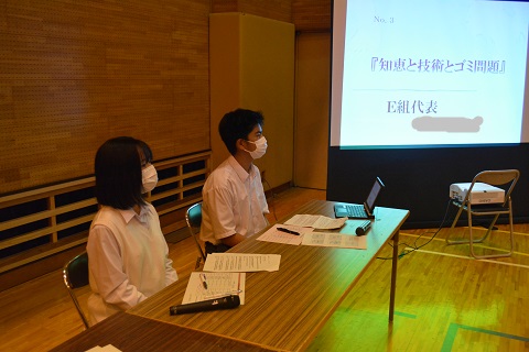 写真:1年　学年弁論大会6