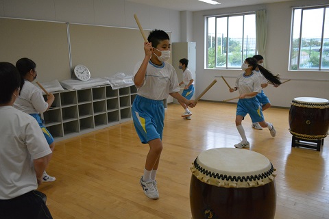 写真:太鼓の練習5