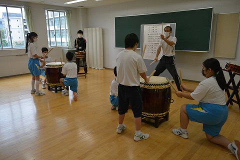 写真:太鼓の練習6