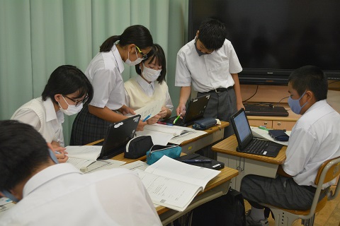 写真:2年　キャリア学習5