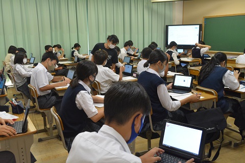 写真:2年　キャリア学習1