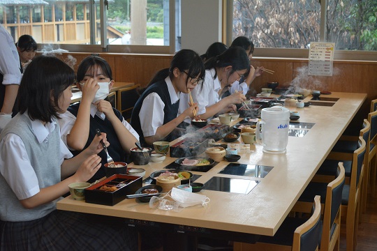 写真:修学旅行2日目30