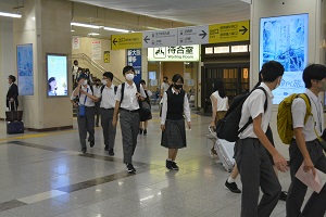 写真:修学旅行1日目82