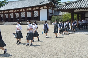 写真:修学旅行1日目98