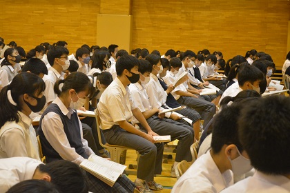 写真:修学旅行出発式と事前学習12