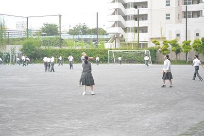 写真:昼休みの校庭開放7