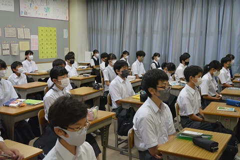 写真:前期最後の生徒会朝礼5