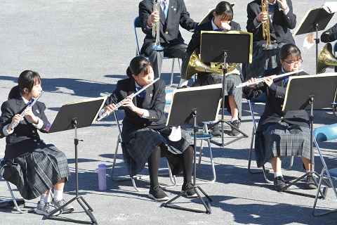 写真:三学年合同の最後の演奏5