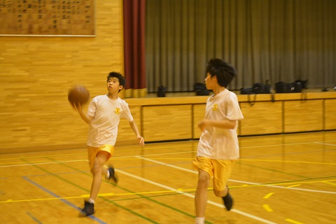 写真:男子バスケットボール部10