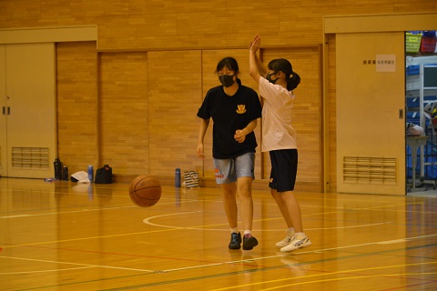写真:女子バスケットボール部4