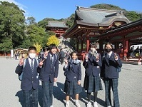 鶴岡八幡宮