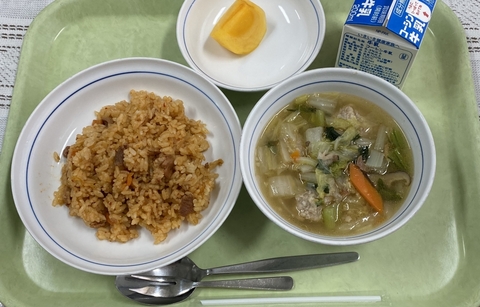 写真:11月10日の給食