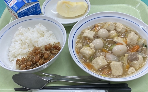 写真:11月18日の給食