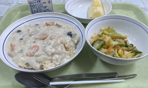 写真:11月30日の給食