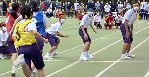 写真:運動会　リレー2