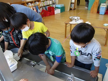 写真:もちつき会1