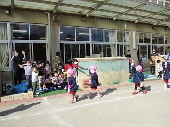 写真:＜年少組＞東武博物館遠足1