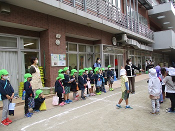 写真:＜年長組＞園外学習8