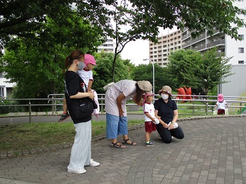 写真:年少組　親子遠足2