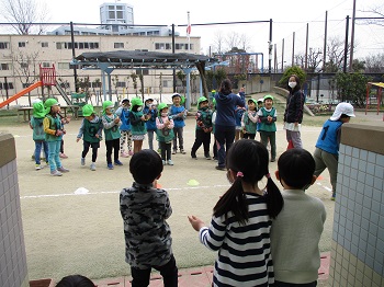 写真:年長組　保育参観2