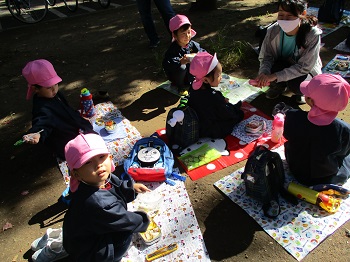 写真:年少組　足立区生物園遠足4