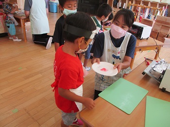 写真:夏休み夏季保育アートの日6