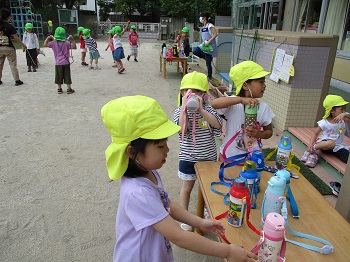 写真:幼稚園が始まりました12