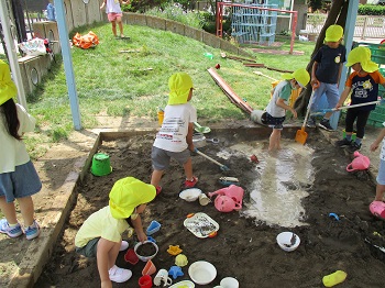 写真:幼稚園が始まりました10