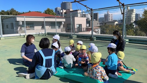 写真:幼稚園をひとりじめ(年少組)2