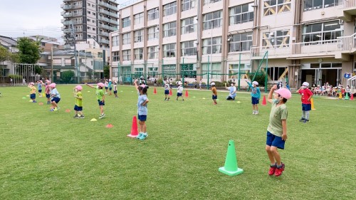 写真:運動会校庭練習(全園児)5