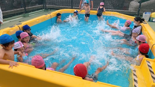 写真:久しぶりのプール(全園児)10