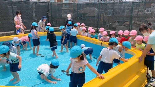 写真:プール開きに向けて(全園児)3